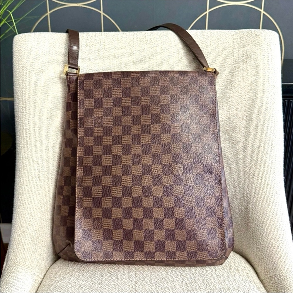 Authentic Louis Vuitton Musette in Damier Ebene shoulder bag brown N51302 - Picture 2 of 16